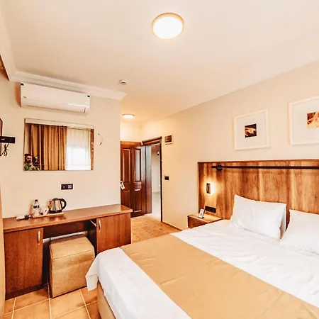 The Lume Boutique & Restaurant & Hotell