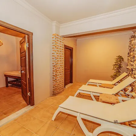 The Lume Boutique & Restaurant &