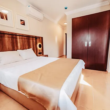 Hotel The Lume Boutique & Restaurant &
