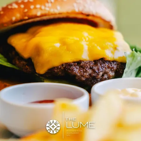 ホテル The Lume Boutique & Restaurant &