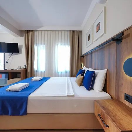 Hotel The Lume Boutique & Restaurant &