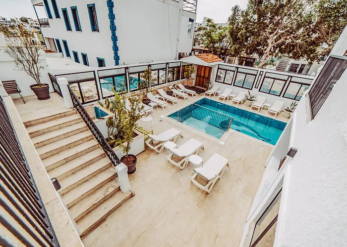 The Lume Boutique & Restaurant & מלון *