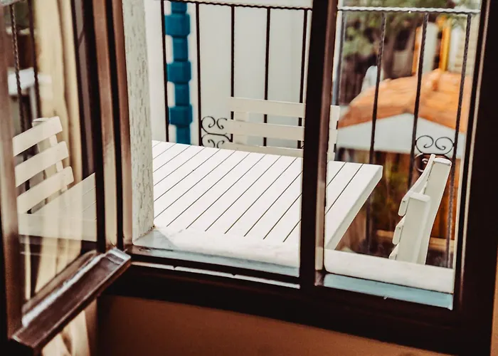 The Lume Boutique & Restaurant & בודרום