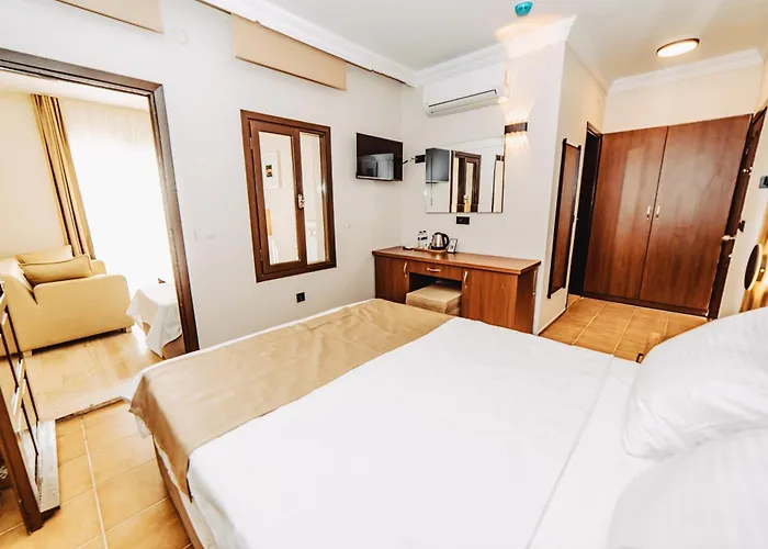 The Lume Boutique & Restaurant &