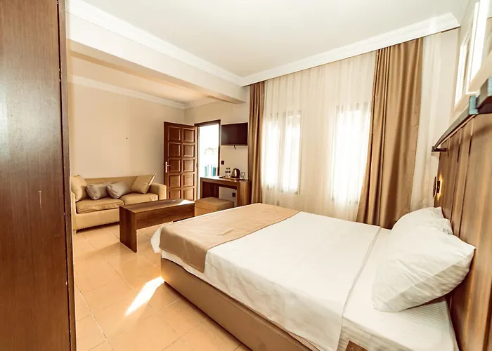 The Lume Boutique & Restaurant &