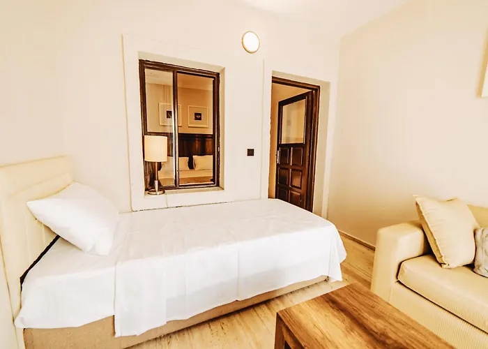 Hotel The Lume Boutique & Restaurant & *