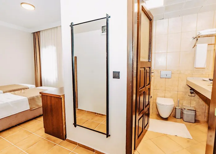 The Lume Boutique & Restaurant & מלון בודרום