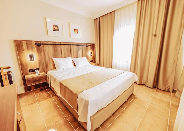 Hotel The Lume Boutique & Restaurant & *