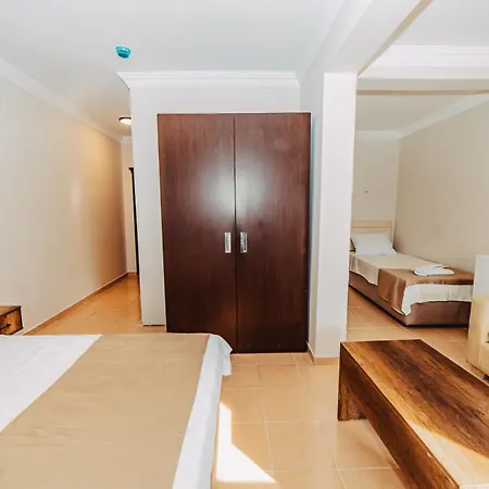 Hotel The Lume Boutique & Restaurant & *